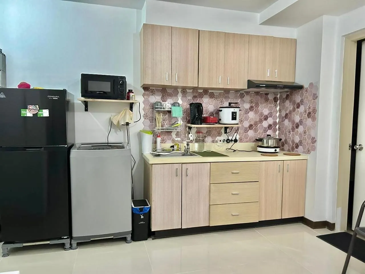 A Cozy Condo Within The Center Of Manila Philippines